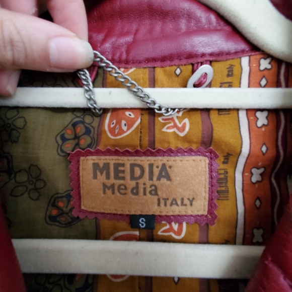 Knee length vintage Leather Vest - Picture 5 of 8